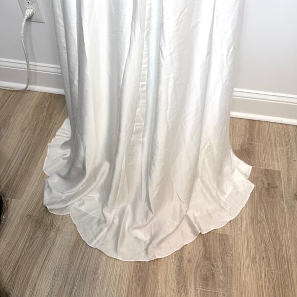 Mac Duggal Rosette Flower Halter Chiffon Gown In White 49333 Size 8 New - Picture 13 of 16